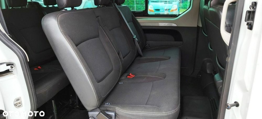 Renault Trafic - 12