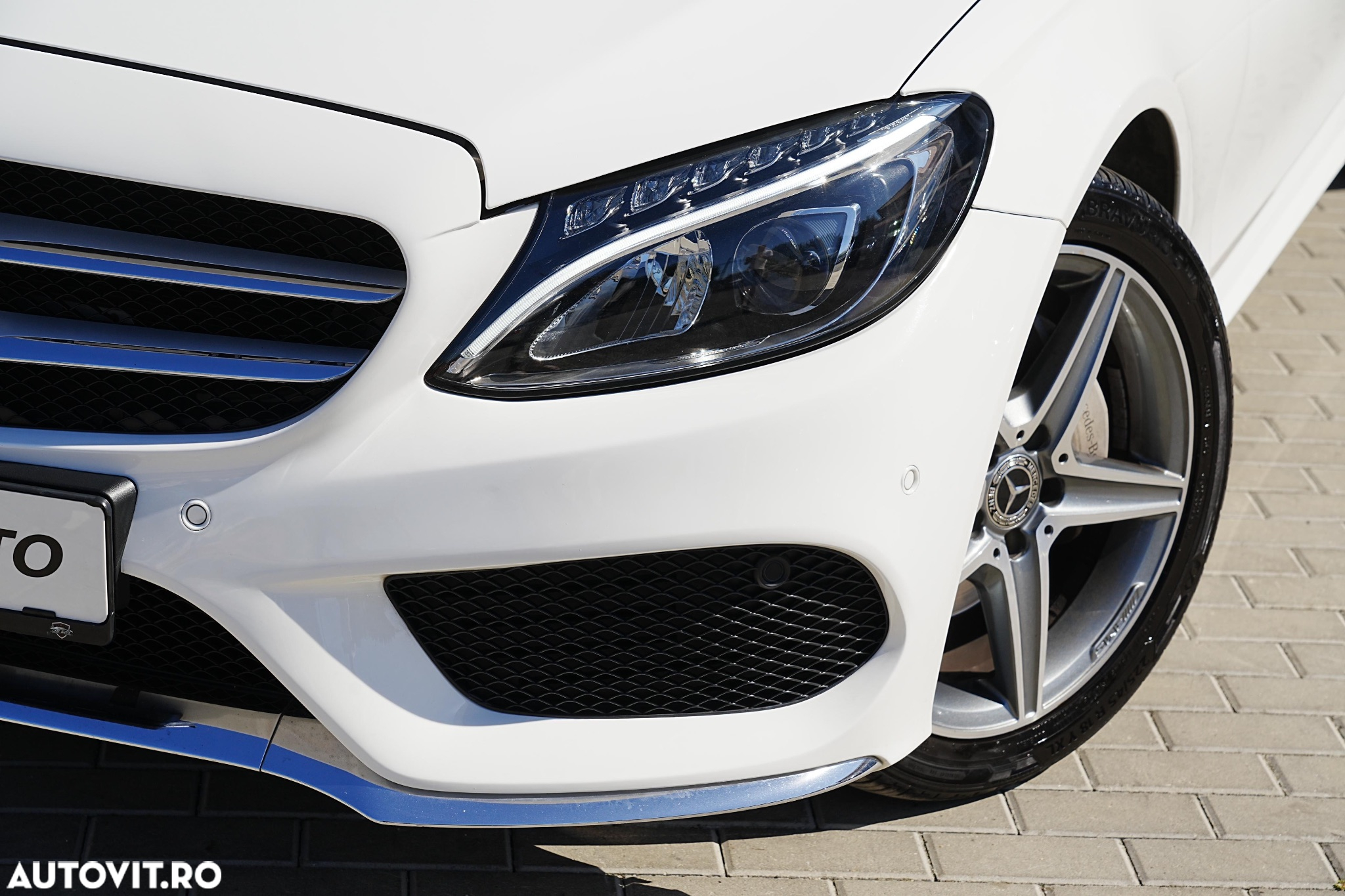 Mercedes-Benz C - 26