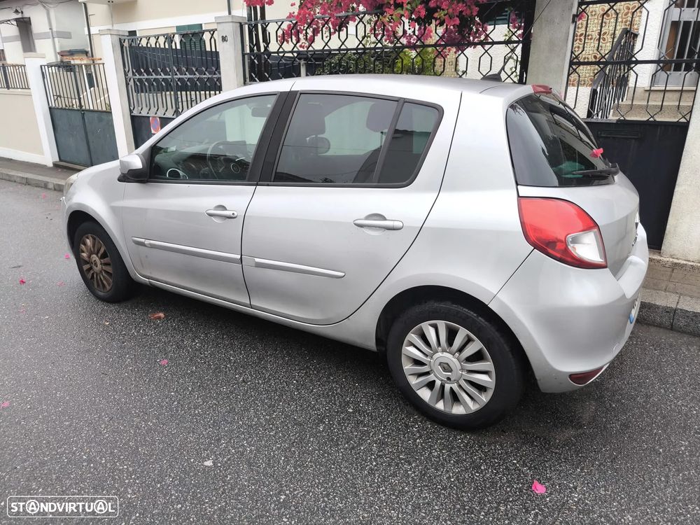 Renault Clio 1.2 16V Dynamique - 4