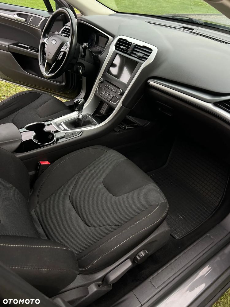 Ford Mondeo 2.0 EcoBlue Titanium - 14