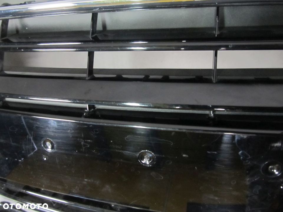 Zderzak przedni Audi TT 14 - 18 Sprysk.  LZ9Y - 7