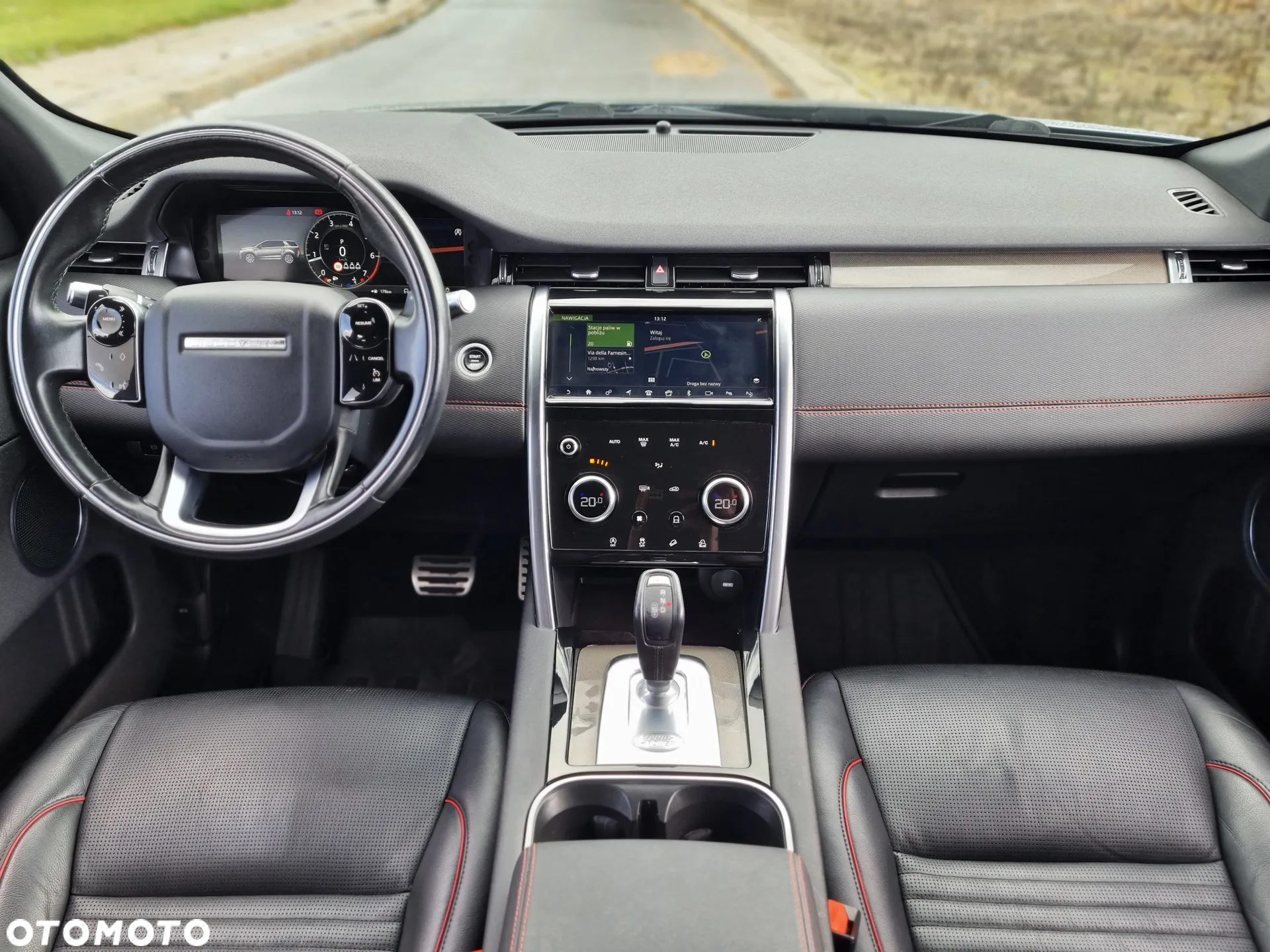 Land Rover Discovery Sport P200 R-Dynamic SE - 30