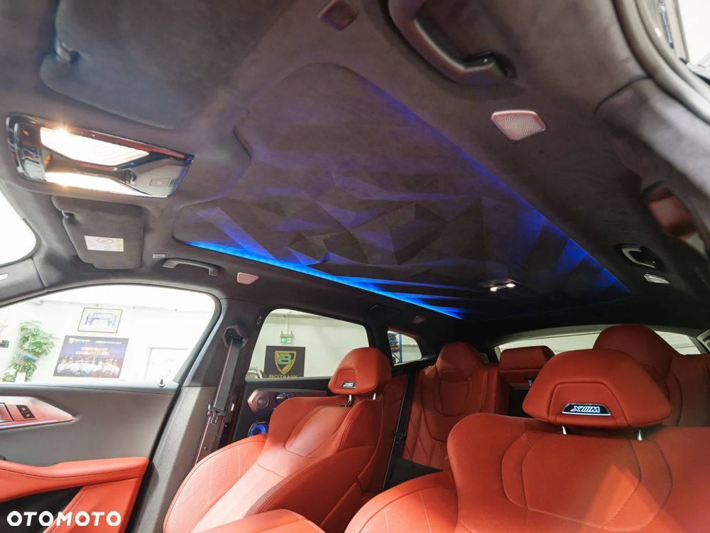 BMW XM PHEV sport - 37