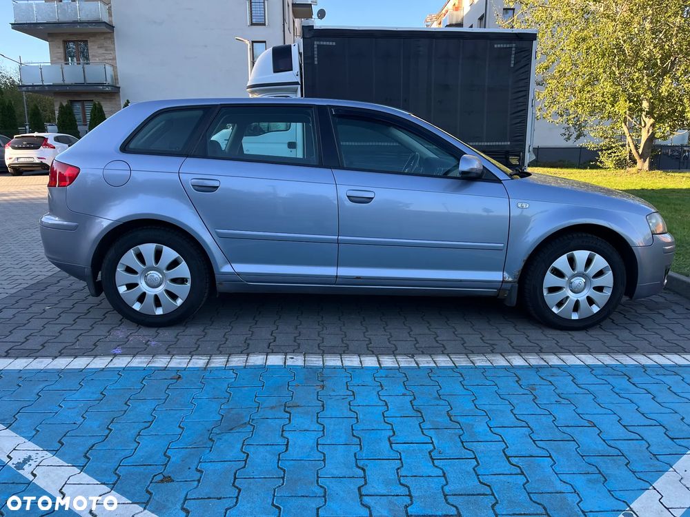 Audi A3 Sportback - 8