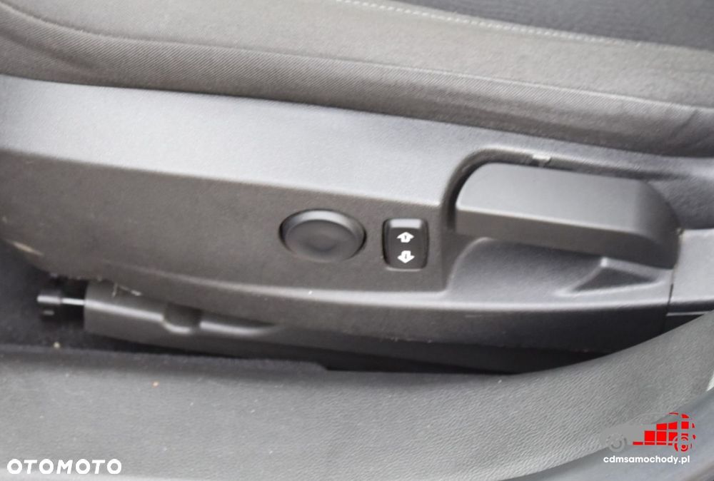 Opel Insignia - 24