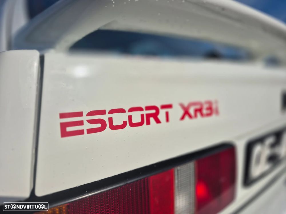 Ford Escort XR3i - 10