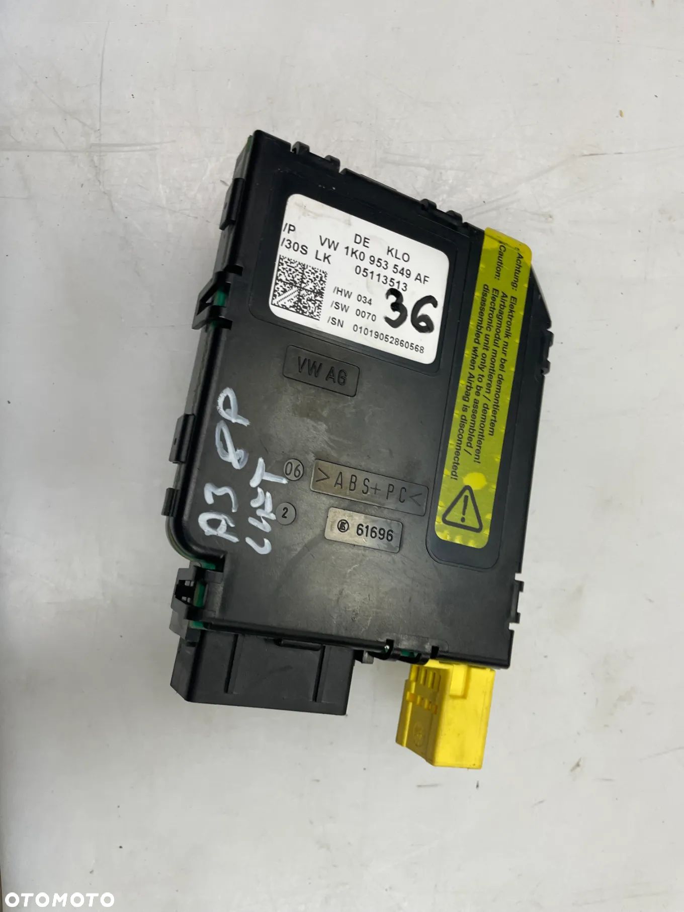 Moduł kąta skrętu vw Golf V Audi A3 8P 1K0953549AF - 1