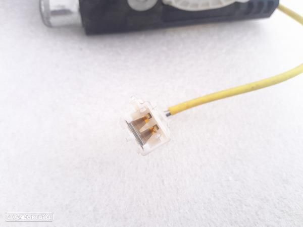 Cinto Tras Esq Renault Clio Iii (Br0/1, Cr0/1) - 2
