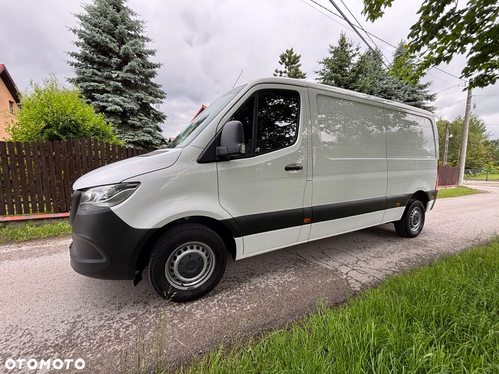 Mercedes-Benz Sprinter - 6