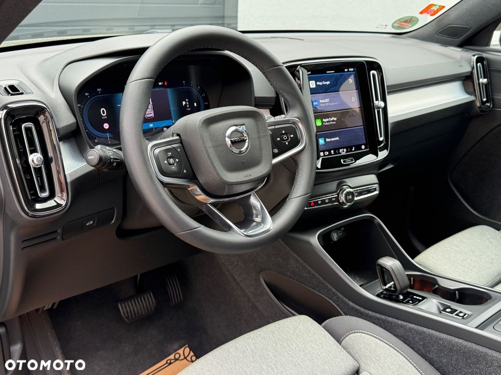 Volvo XC 40 B3 B DKG Plus Black Edition - 8