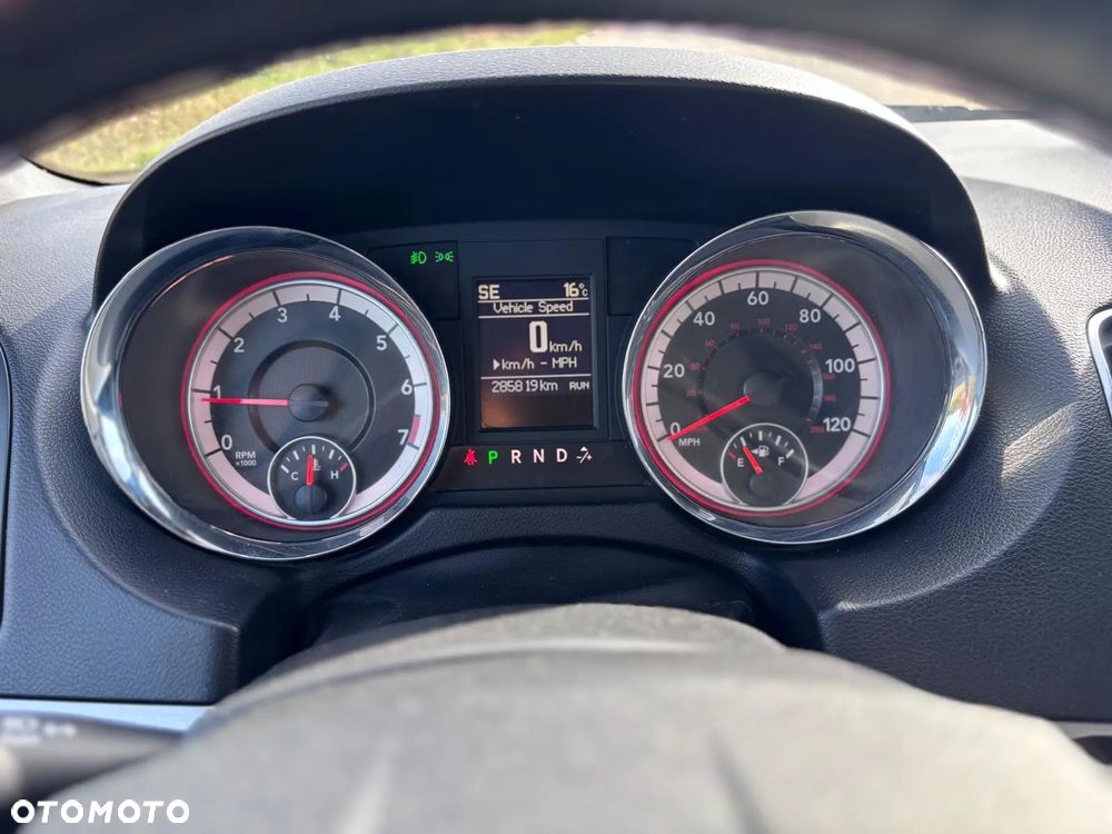 Dodge Grand Caravan 3.6 R/T - 13