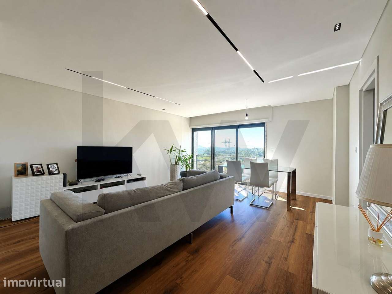 Conforto, Espaço e Modernidade no Alto da Mira, T2 para Venda, Pronto - Grande imagem: 2/27