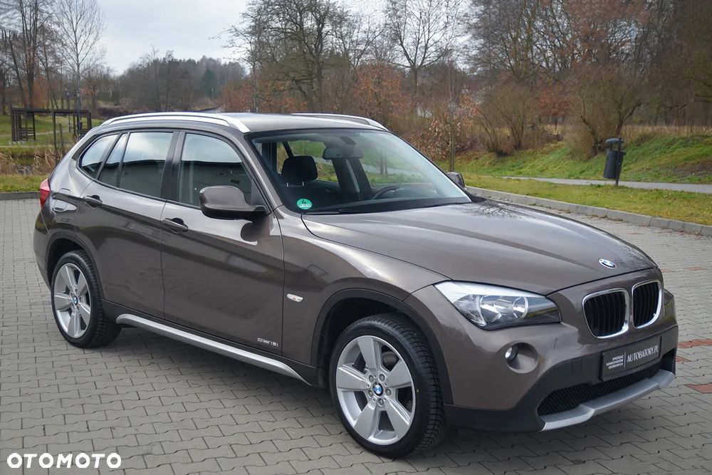 BMW X1 sDrive18i xLine - 21
