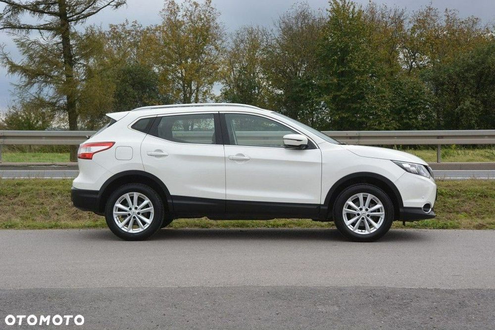 Nissan Qashqai 1.2 DIG-T Acenta Xtronic EU6 - 8