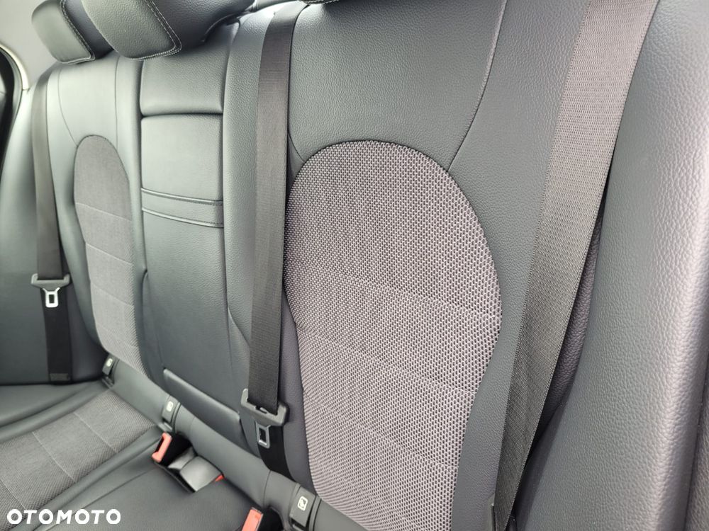 Mercedes-Benz Klasa C 220 d 9G-TRONIC - 6