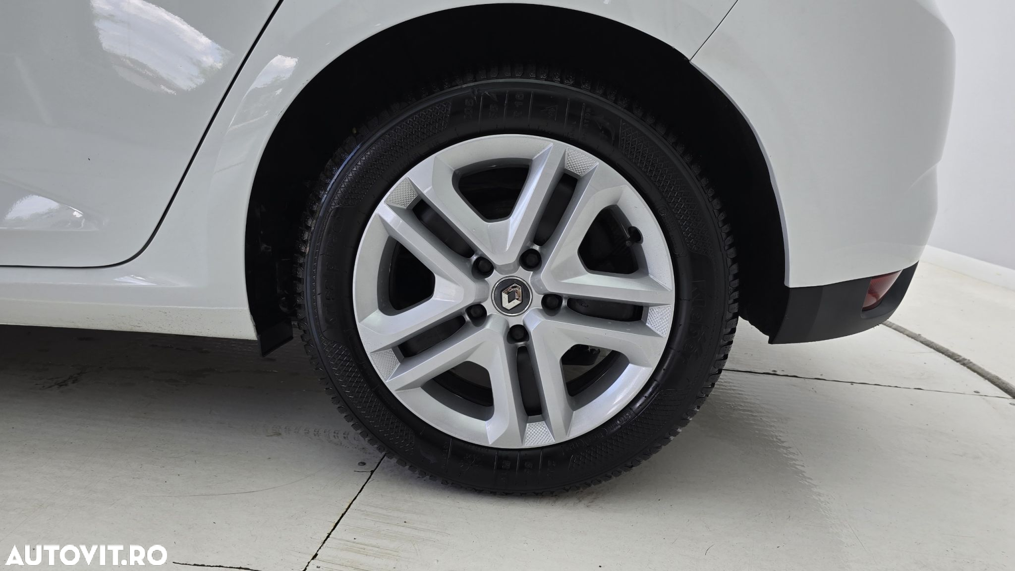 Renault Megane Blue dCi 116 Zen - 22