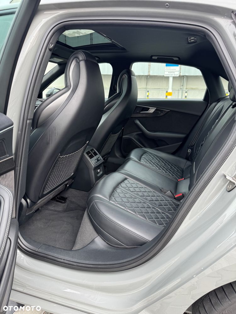 Audi S4 Limousine - 21
