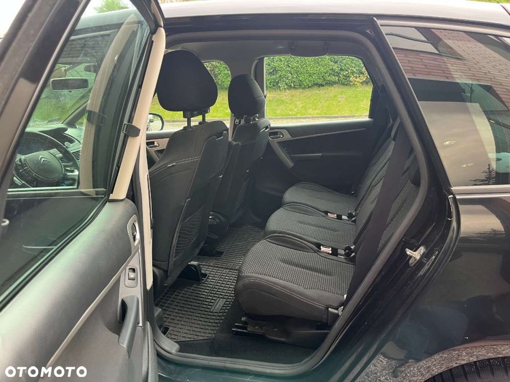 Citroën C4 Picasso 1.6 HDi FAP Style - 17