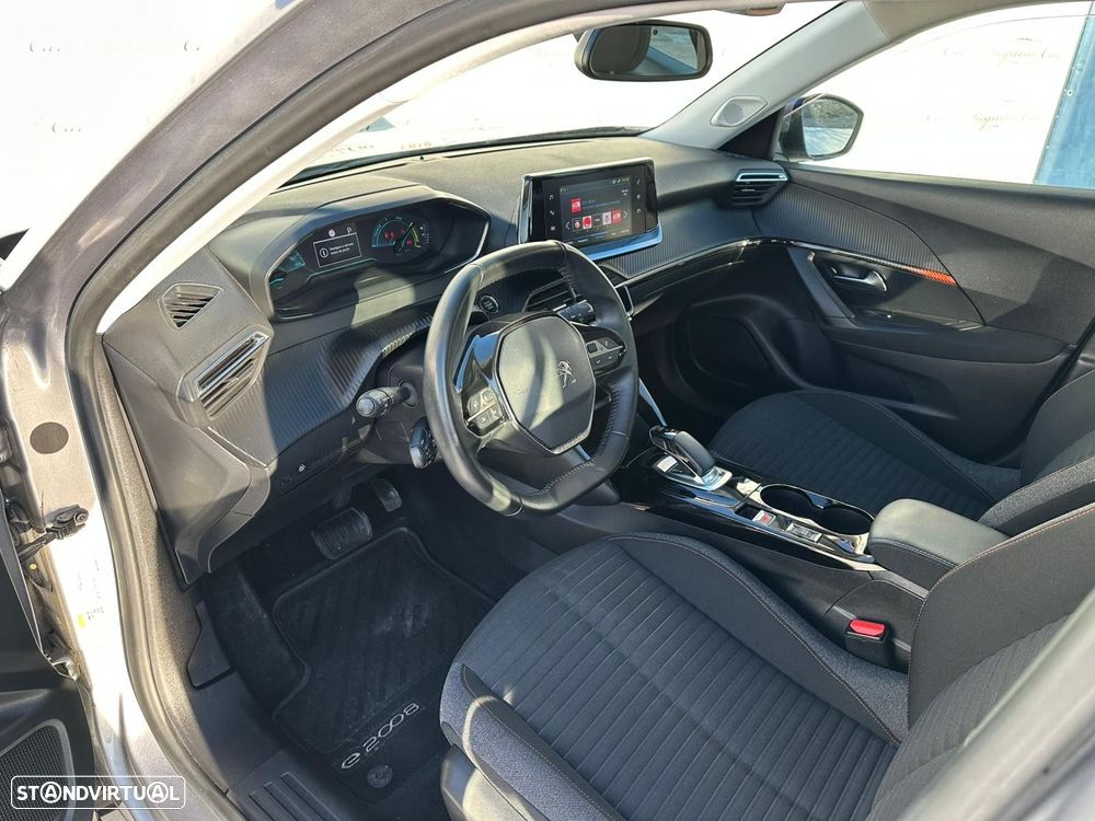 Peugeot e-2008 50 kWh Active Pack - 10
