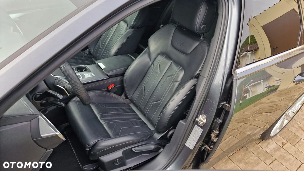 Audi A6 Avant 40 TDI S tronic S line - 15