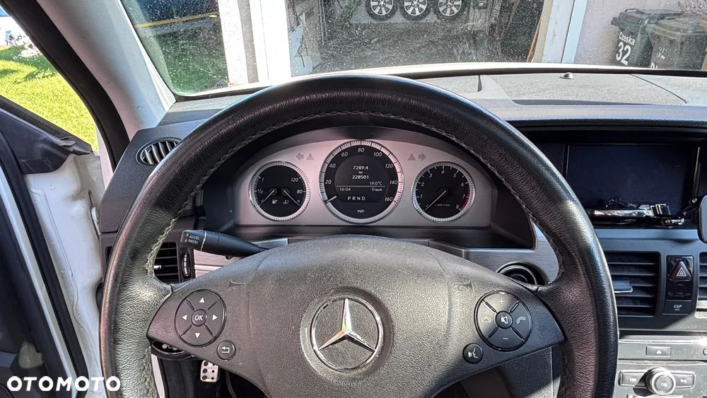 Mercedes-Benz GLK 350 4Matic 7G-TRONIC - 13