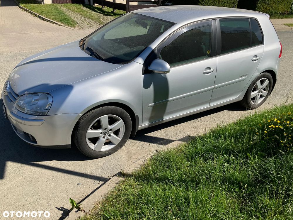 Volkswagen Golf 1.6 Q-Line - 7