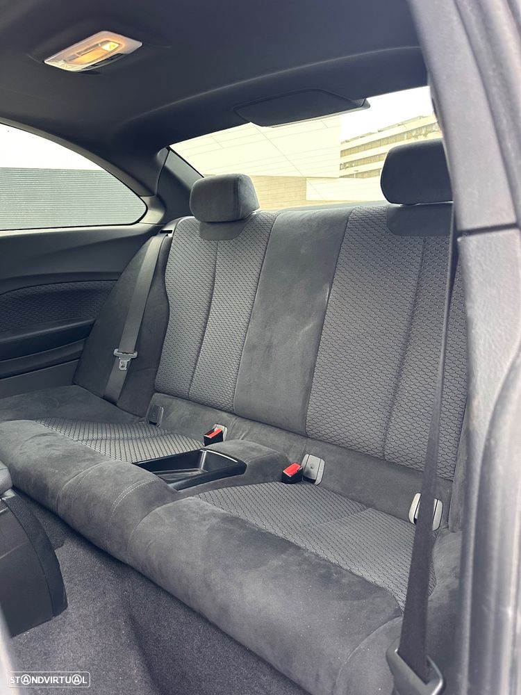 BMW 218 d Coupe Pack M Auto - 8