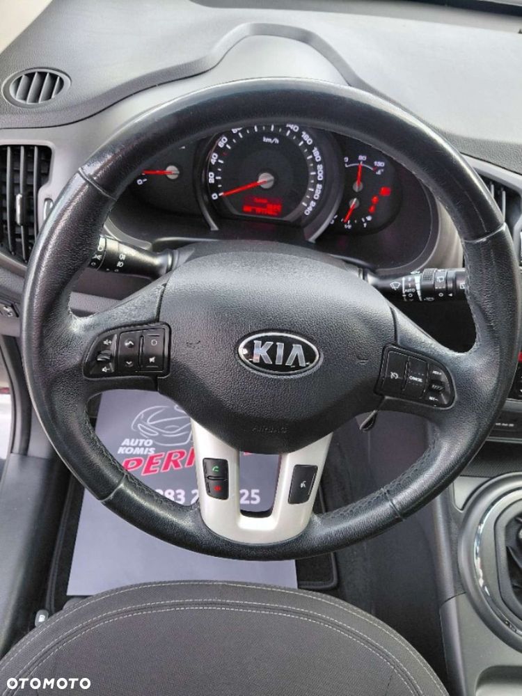 Kia Sportage - 12