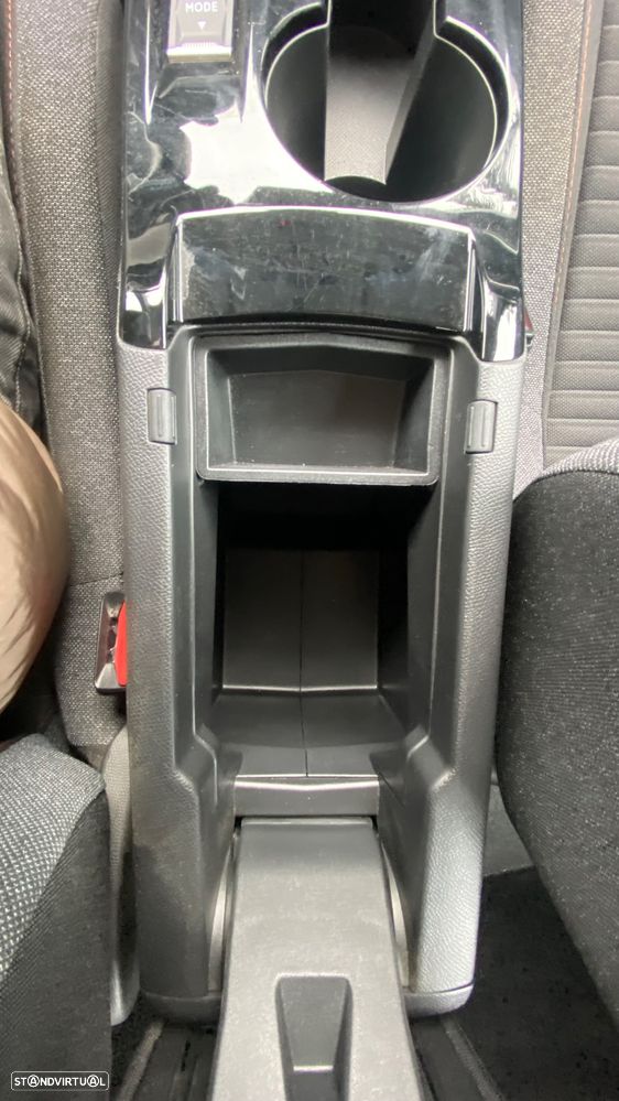 Peugeot e-2008 50 kWh Active Pack - 49