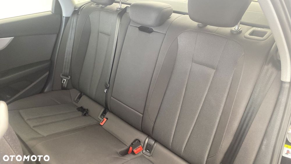 Audi A4 Limousine 40 TDI mHEV Quattro S tronic - 13