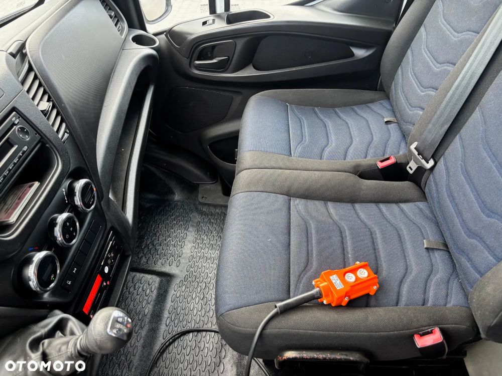 Iveco DAILY 65C15,65C17,65C18,70C15,70C17,70C18,72C15,72C17,72C18 - 11