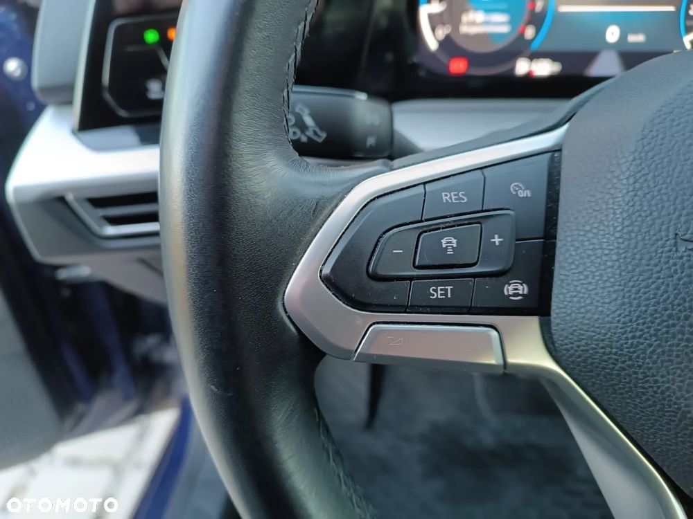 Volkswagen Golf VIII 1.5 TSI EVO Life - 20