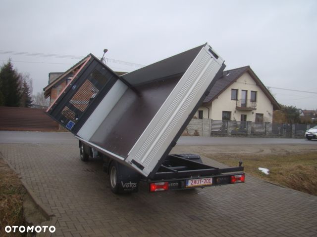 Iveco DAILY 35 C 15 3.5T 4.60M 3.5T NA HAKU CLIMATRONIC - 7