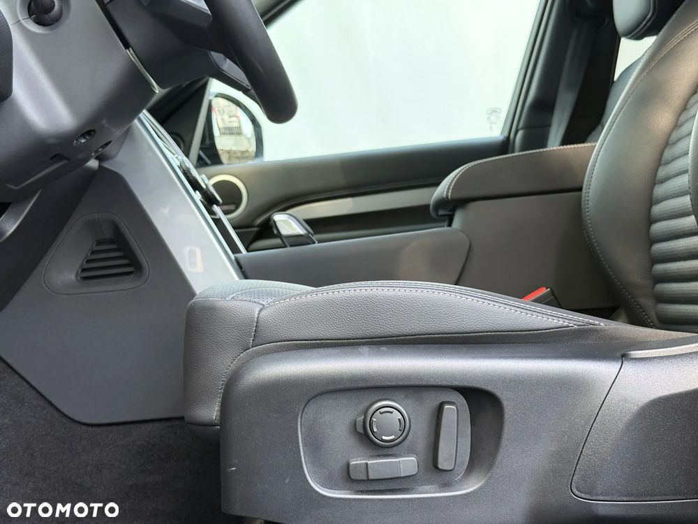 Land Rover Discovery D350 Gemini - 17