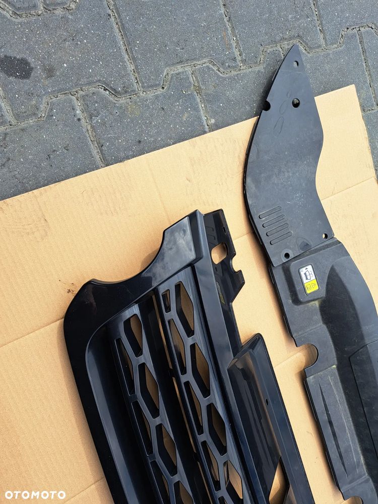 Range Rover Sport II L494 Zderzak Pas przedni kompletny chłodnice belka grill 3.0 diesel - 13