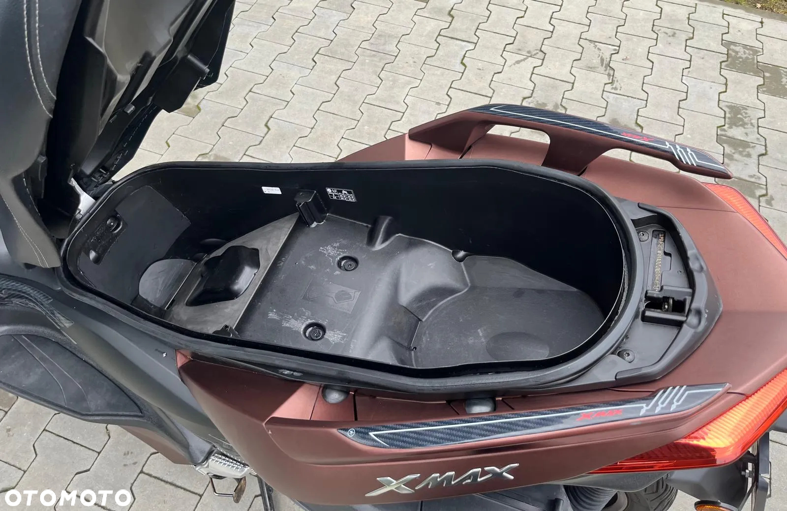 Yamaha X-max - 9
