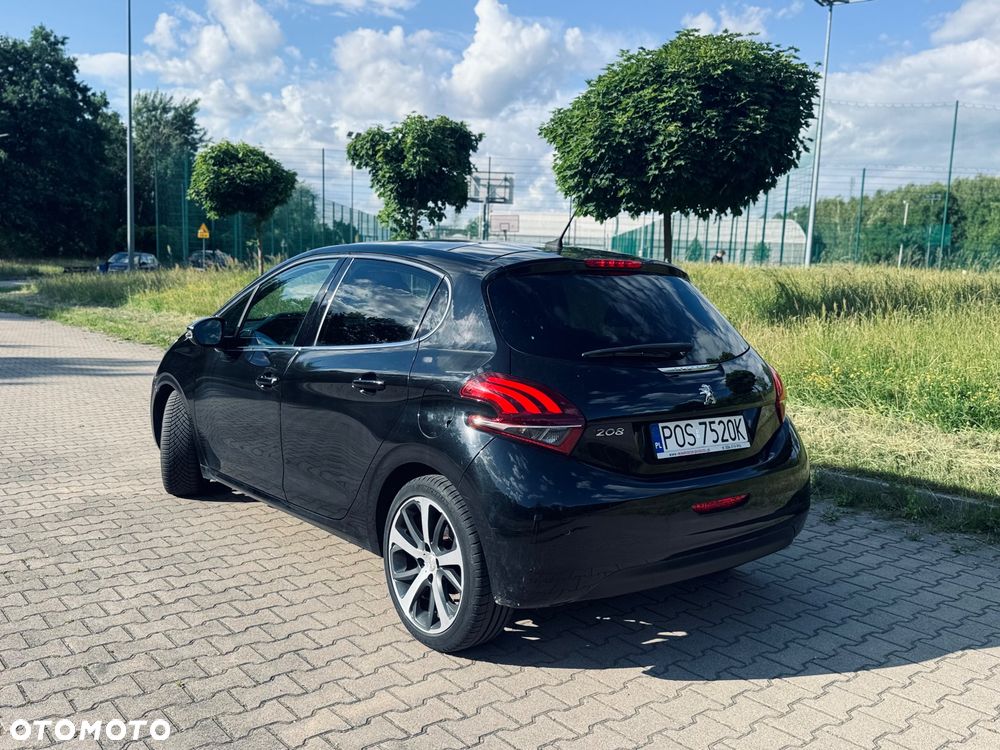Peugeot 208 PureTech 110 Stop & Start EAT6 Allure - 4