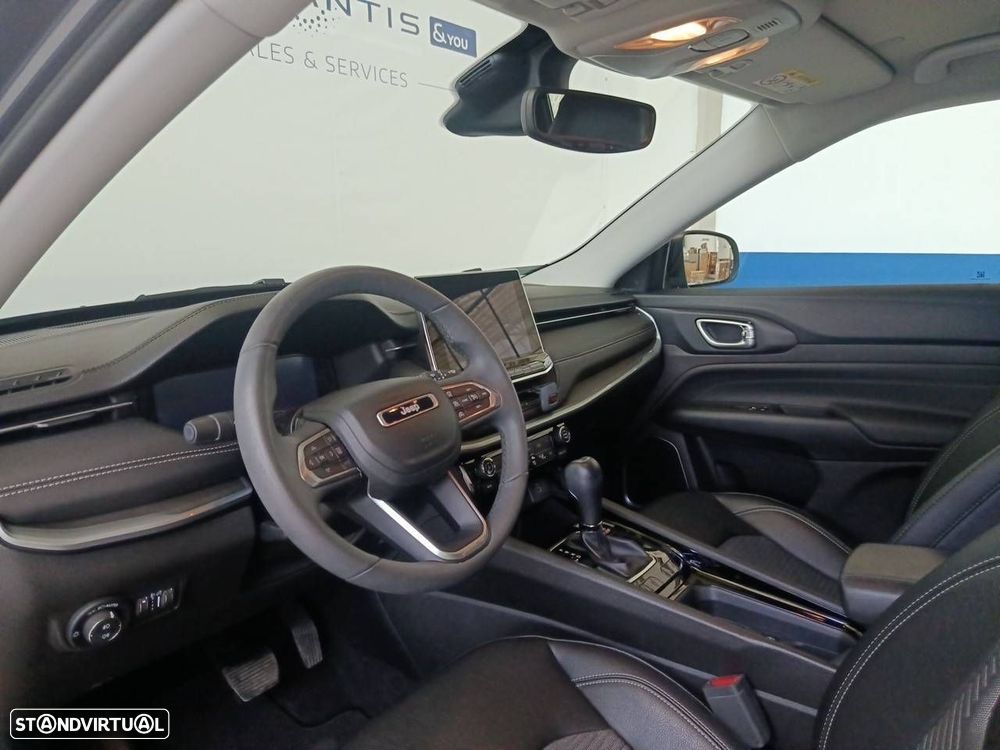 Jeep Compass - 8