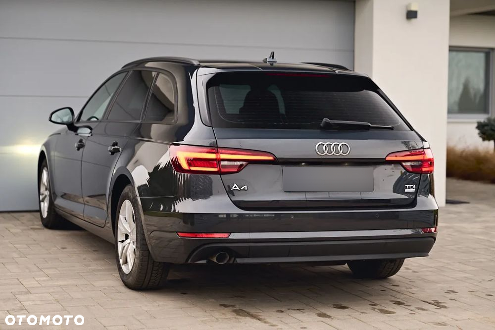 Audi A4 2.0 TDI Design S tronic - 10