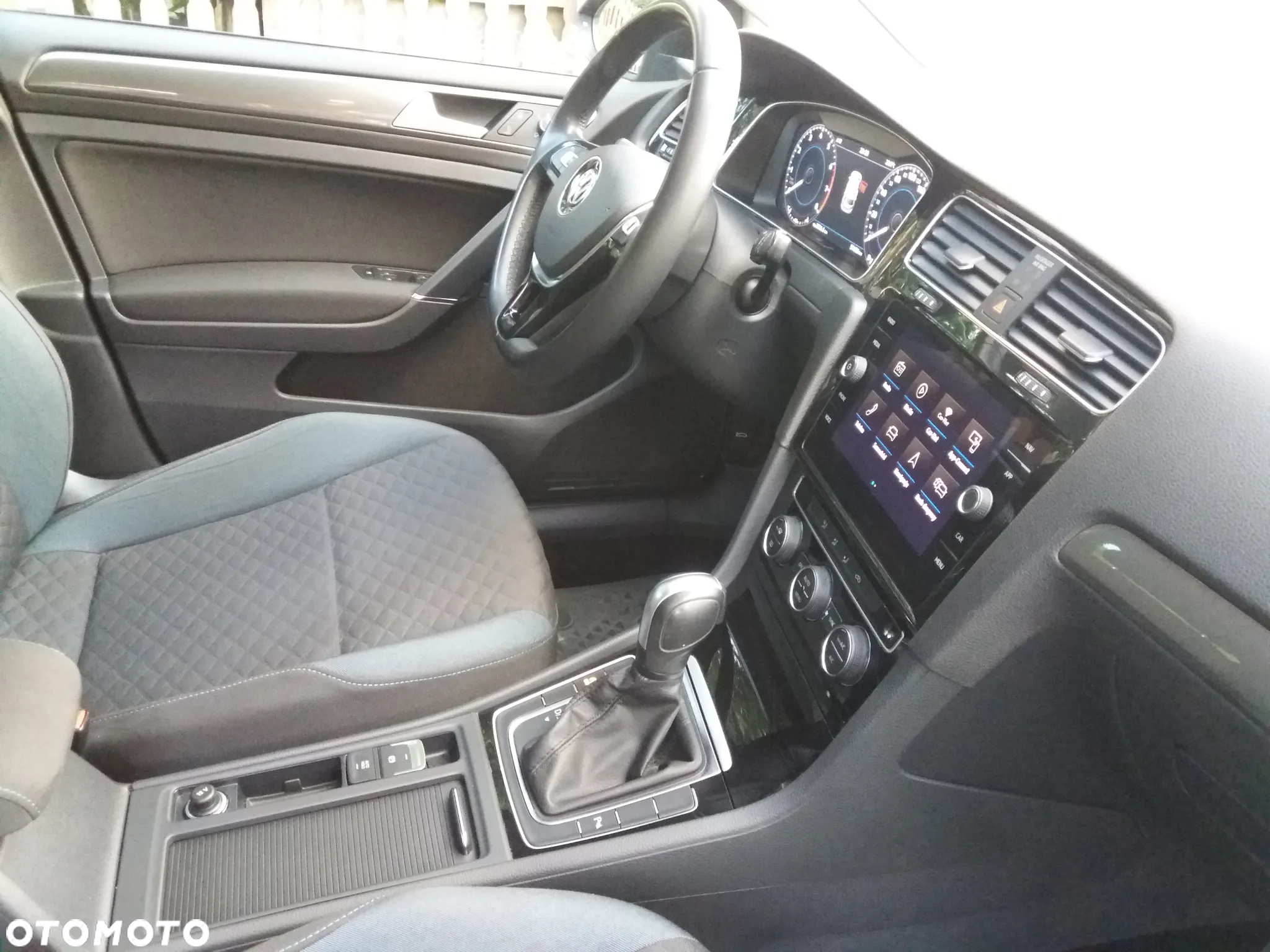 Volkswagen Golf VII 1.5 TSI BMT Evo IQ Drive DSG - 20