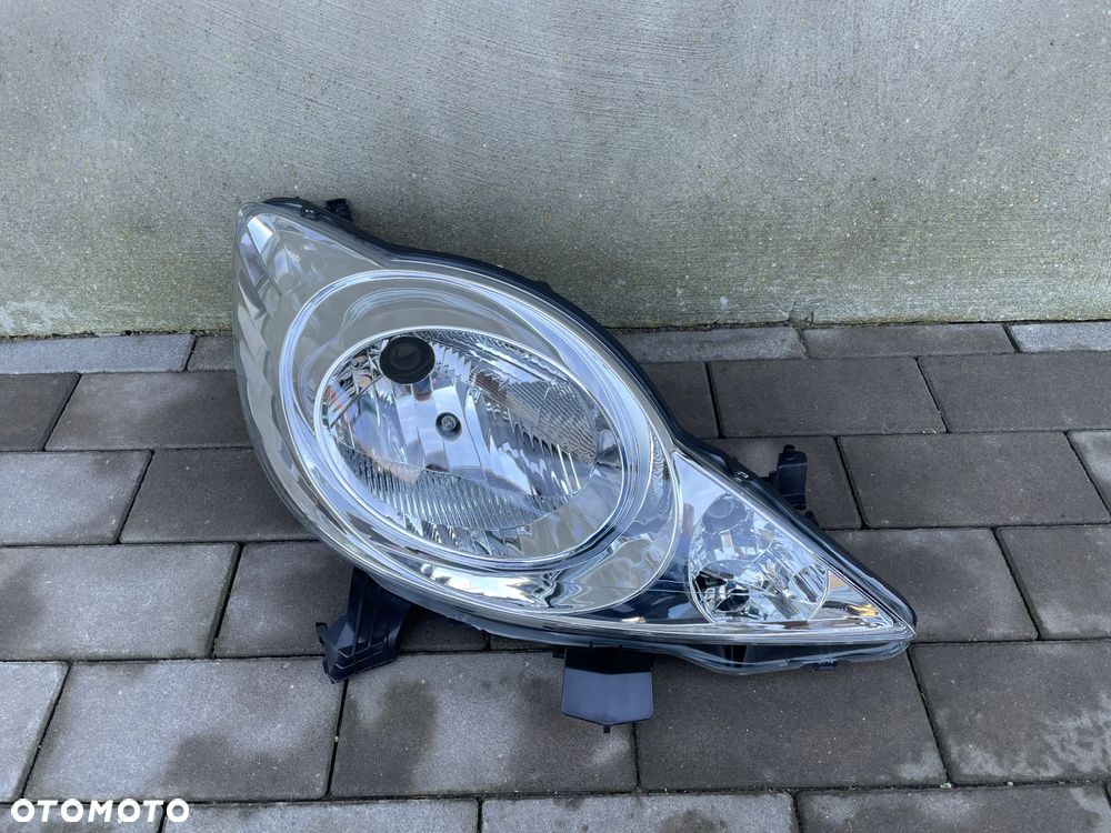 LAMPA PRZEDNIA PRAWA PEUGEOT 107  2005-2012 - NOWA - 1