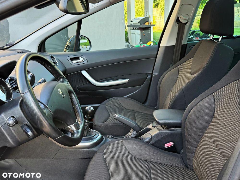 Peugeot 308 HDi FAP 150 Business Line Niveau 2 - 22
