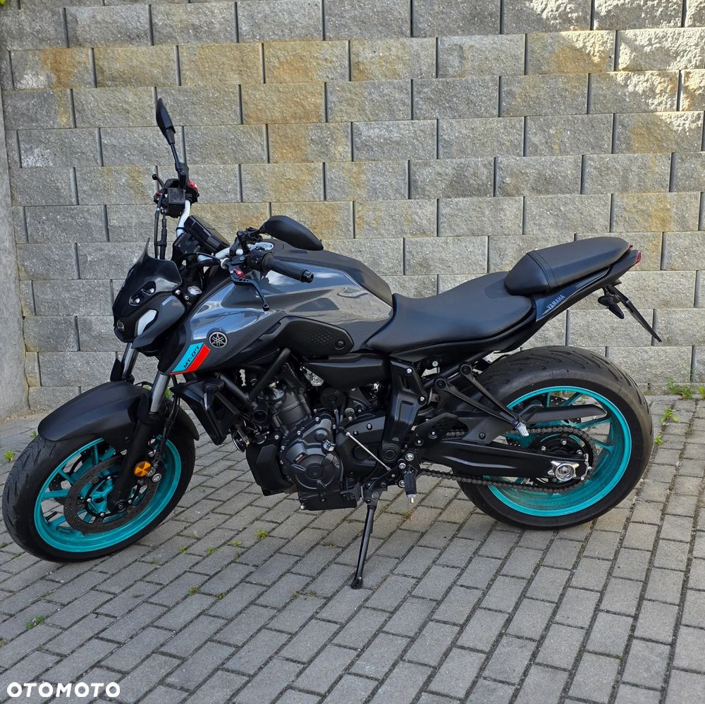 Yamaha MT - 2
