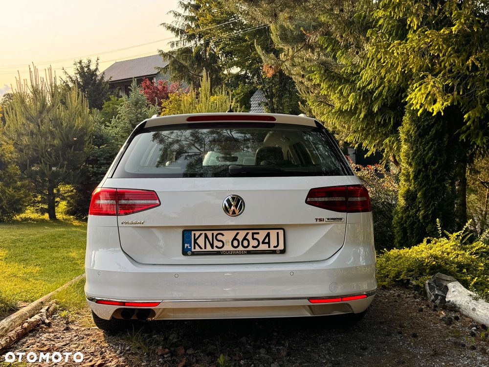 Volkswagen Passat Variant 1.8 TSI BMT Highline DSG - 14