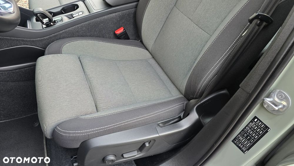Volvo XC 40 B3 Core - 25