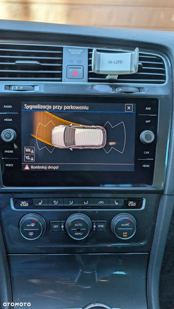 Volkswagen Golf 1.5 TSI BMT Comfortline - 9