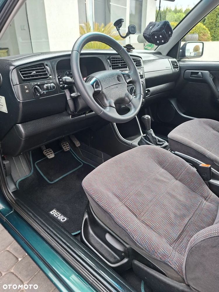 Volkswagen Golf - 9