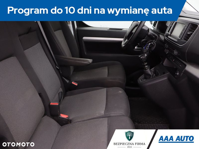 Opel vivaro - 8