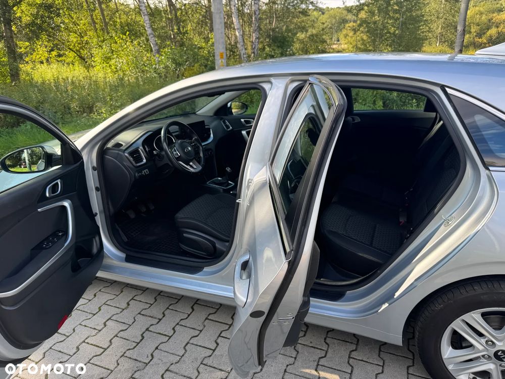 Kia Ceed 1.4 T-GDI M - 17