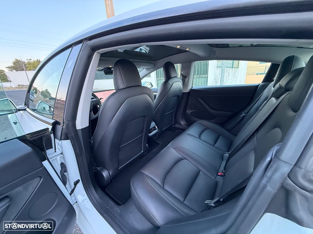Tesla Model 3 Standard Range Plus RWD - 11
